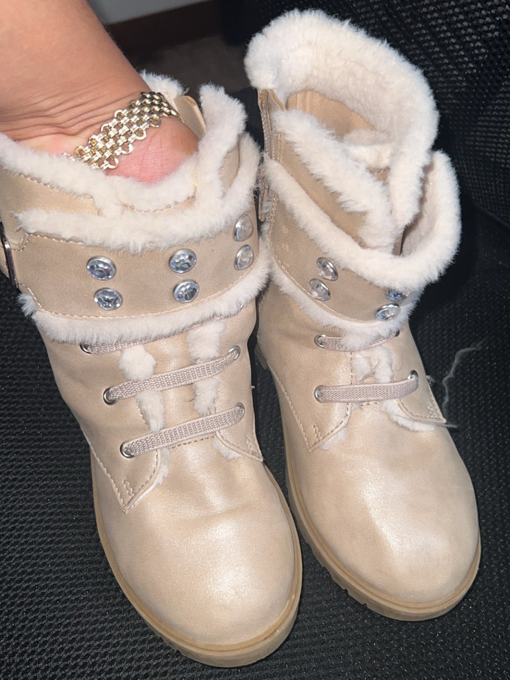 Girls Cream Faux-Fur Winter Ankle Boots